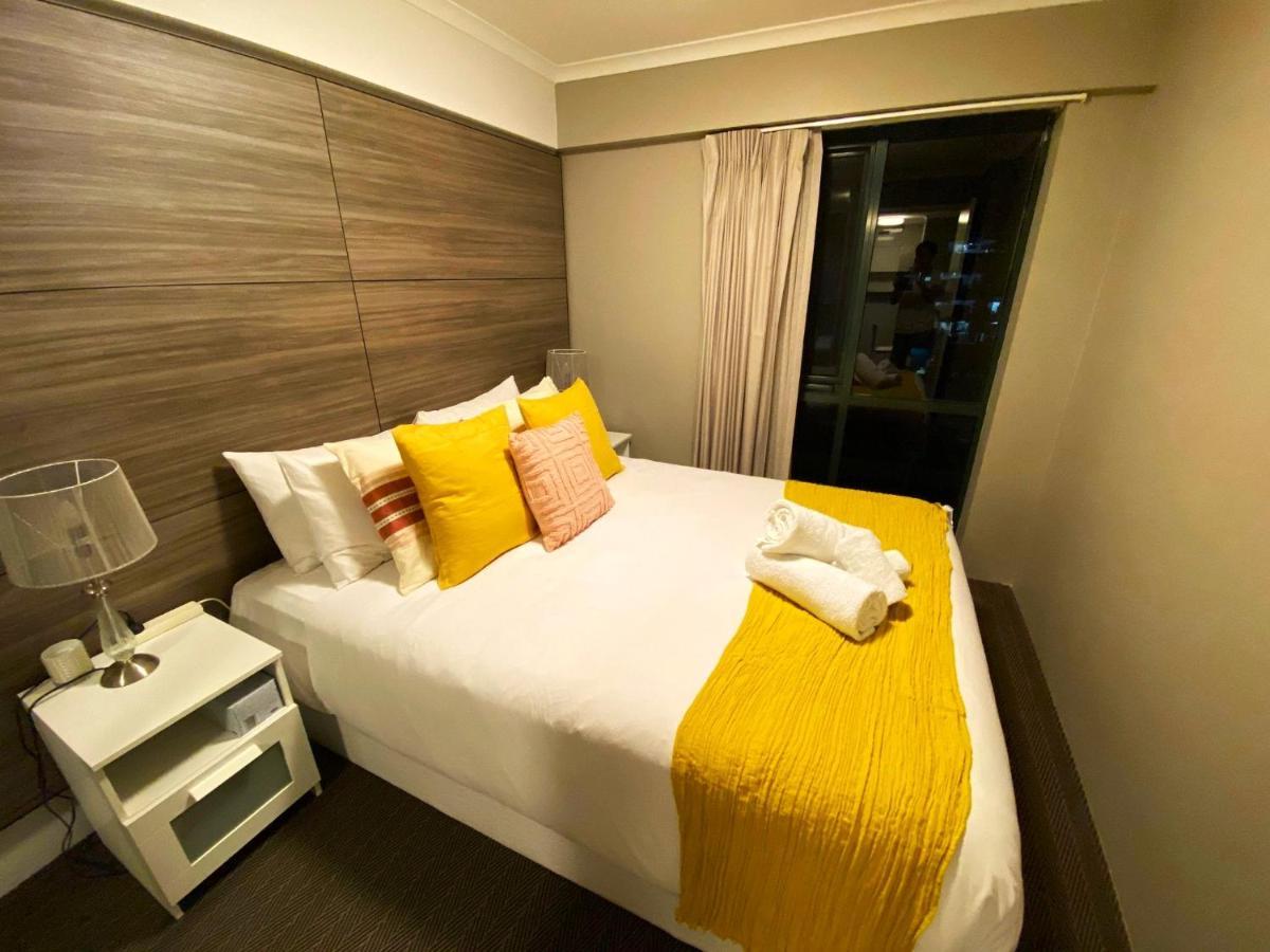 2 Bed 2 Bath Apartment In Braddon, Canberra - Pool, Gym And Free Parking Экстерьер фото